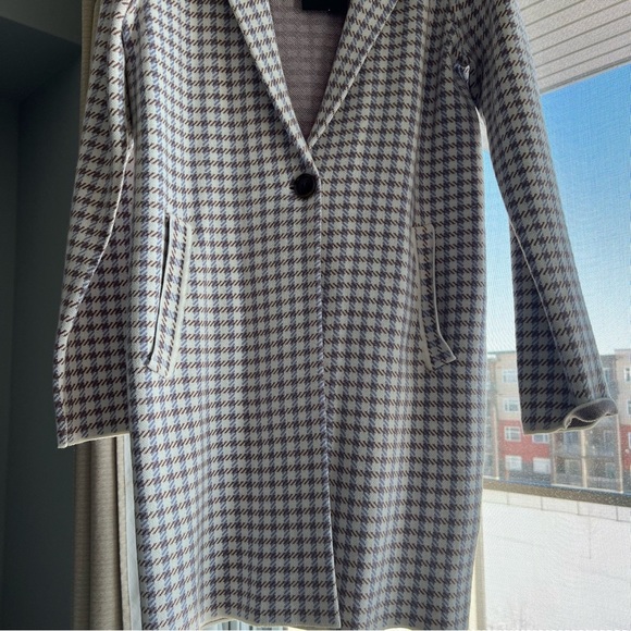 Brand new with tags RW and Co women chequered coat, white and light purple - Picture 4 of 10